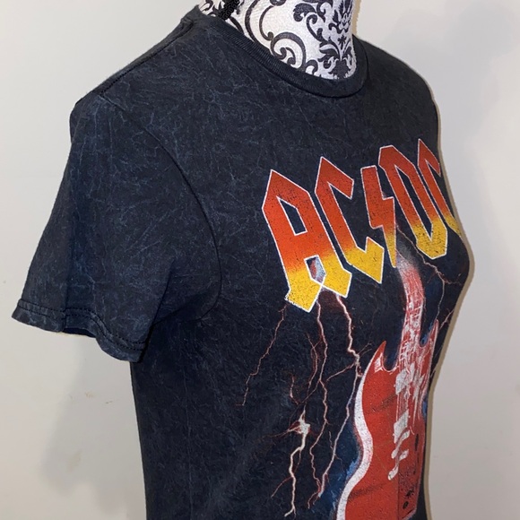 5/$25 AC/DC Black Tee with Red & Yellow Guitar Graphics Size Small - Picture 3 of 8